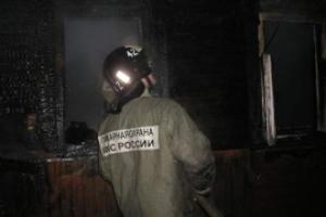 В Щекинском районе потушили кирпичный дом за 10 минут.