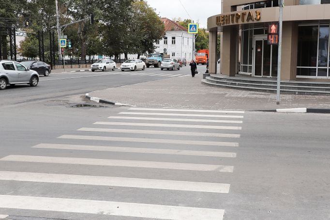 В Туле реконструировали светофор на пересечении ул. Менделеевской и Тургеневской