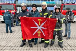 Тульские спасатели приняли участие в «Вертикальном вызове» в Санкт-Петербурге.