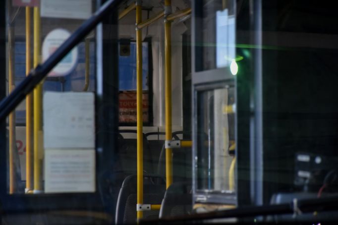 На станции «Южная» водитель троллейбуса обнаружил потерявшуюся девочку 
