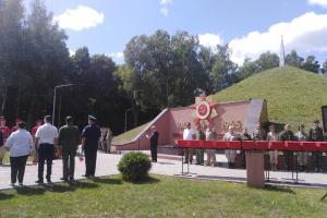 В Арсеньевском районе предали земле останки 60 красноармейцев .
