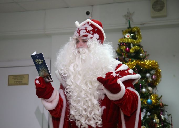 С 3 декабря в Туле работает почта Деда Мороза