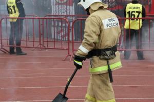Болельщики "Спартака" устроили пожар на центральном стадионе Тулы.