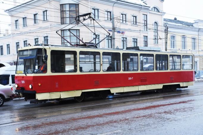 В Туле на Советской в аварию попал трамвай