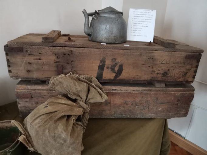 Находки тульских поисковиков из отряда "Славный" выставлены для обзора в Ливадийском дворце в Ялте