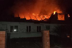 В Первомайском Щекинского района сгорел дом.