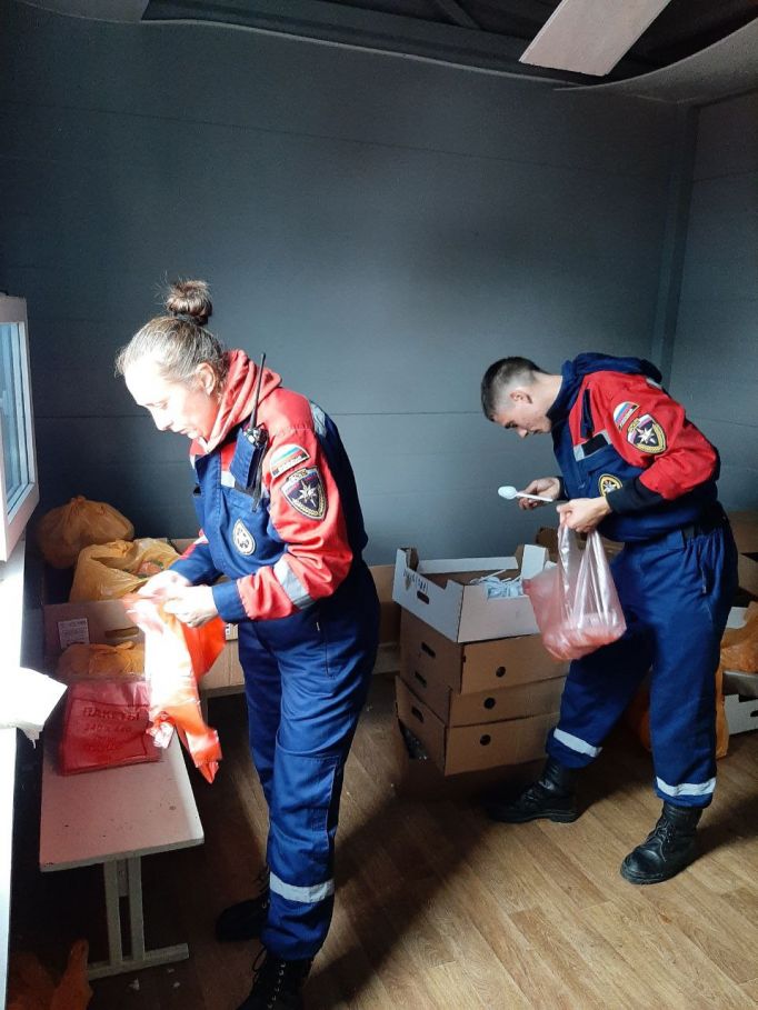 Волонтеры #МЫВМЕСТЕ продолжают оказывать поддержку людям, находящимся на переправе в Крыму