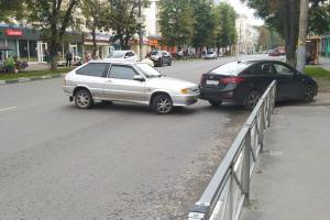 В Туле на улице Первомайской произошло ДТП .
