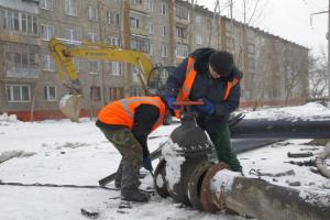 В Туле на улице Шухова ремонтируют водопровод .