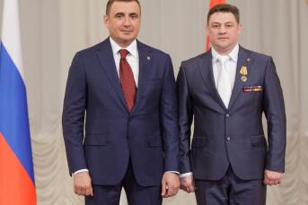 Алексей Дюмин вручил тулякам государственные и региональные награды