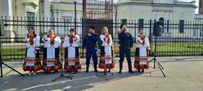 Жители Кимовского района побывали на концерте, посвященном защитникам Родины 