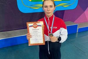 Тульская каратистка получила серебро на Первентстве ЦФО по карате.