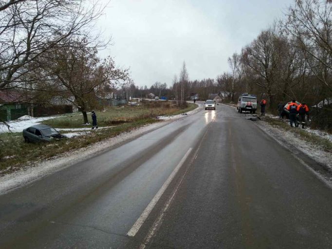 В Щекинском районе столкнулись 2 легковушки, есть пострадавшие