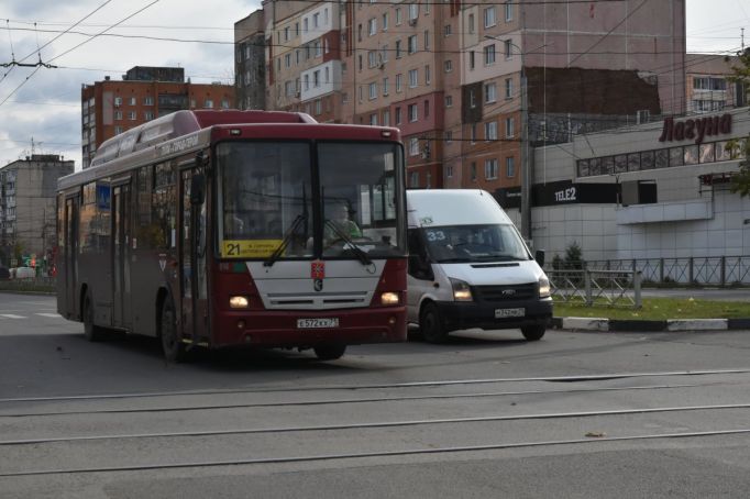 Алексей Дюмин поручил повысить качество работы общественного транспорта в Туле