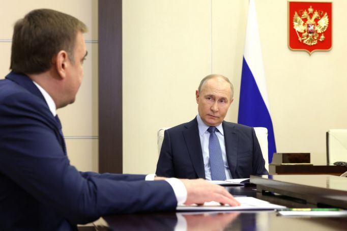 Владимир Путин встретился с Алексеем Дюминым