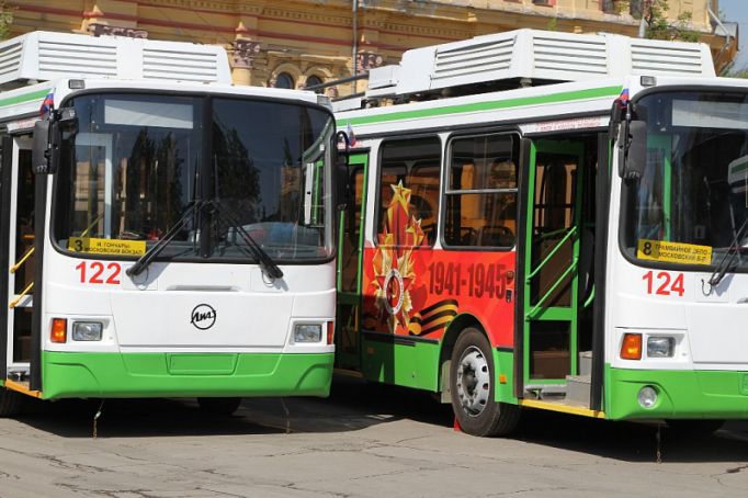 Троллейбусы встали из-за обрыва проводов в Туле 