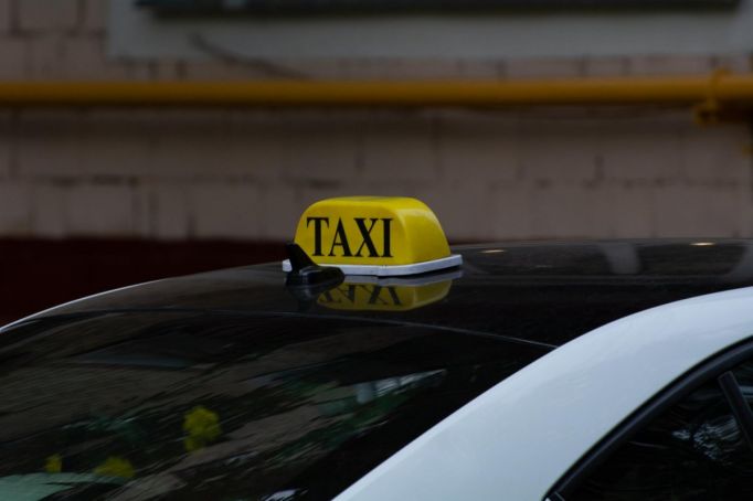 Туляки могут бесплатно получить разрешения на работу в такси