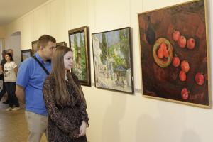 В Крапивне открылась выставка, посвященная столетию СССР.