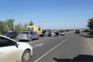 В Узловском районе столкнулись две легковушки, есть пострадавший.