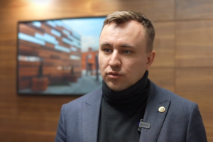 Илья Зотов прокомментировал повышение стоимости проезда в общественном транспорте Тульской области.