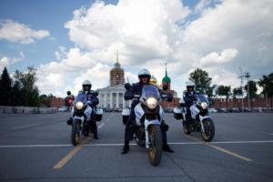 Мотогруппа Госавтоинспекции области задержала семерых мотоциклистов-нарушителей .