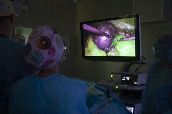 Светится здоровьем: возможности тульских хирургов расширила видеосистема с инфракрасным режимом