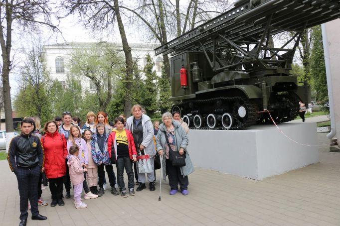 Беженцы из Донбасса и Украины посетили Новомосковск