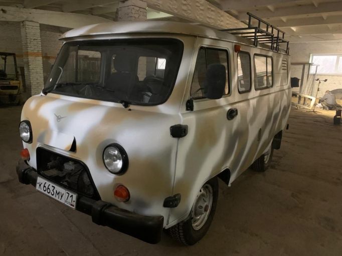 Щекинские активисты купили автомобиль для своих защитников