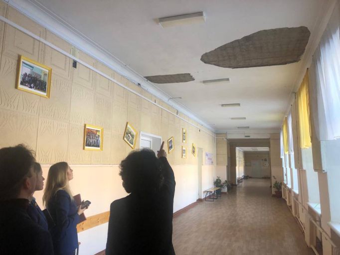 Потолок, рухнувший в новомосковской школе, оказался  штукатуркой