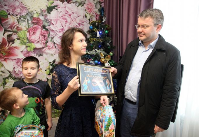 Алексей Дюмин исполнил мечту щекинской школьницы