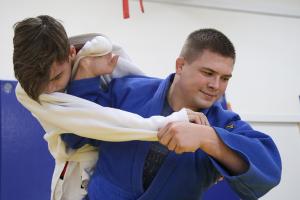 В Туле 600 спортсменов будут бороться за медали первенства России по дзюдо .