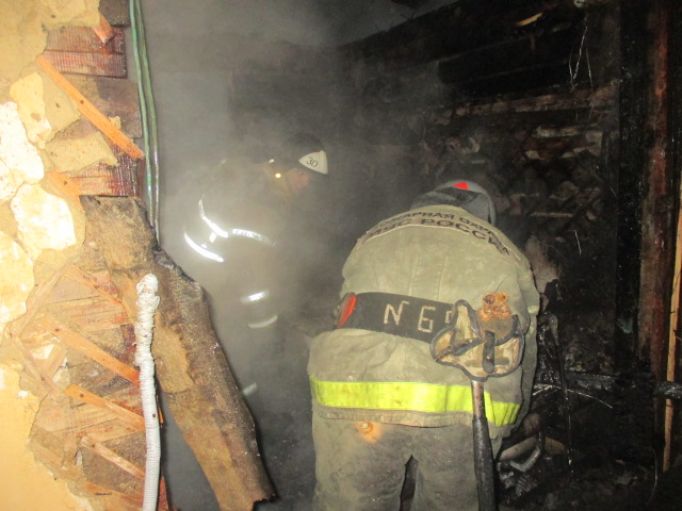 В Туле на Пирогова из-за пожара прогорела стена
