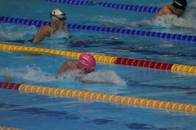 Спортсмен из Новомосковска завоевал золото на чемпионате России по плаванию