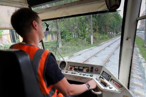 В Туле прошел пробный пуск трамвая по отремонтированным путям на проспекте Ленина.