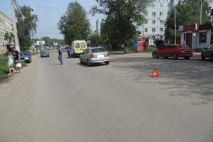 ДТП в Узловой: мужчина попал под машину, а затем и в больницу.