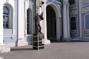 Памятник в Тульском кремле приведут в порядок, когда потеплеет.