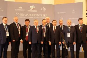 Николай Воробьев поделился опытом поддержки участников СВО на Совете законодателей.