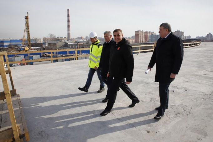 Алексей Дюмин проинспектировал строительство в Туле автодорожного моста через Упу