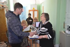 Представители ОБСЕ побывали на избирательных участках в Щекине.