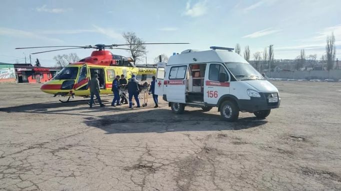 Жителя Ефремова с сильными ожогами доставил в Тулу вертолет санитарной авиации 