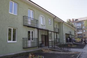 Владимир Груздев осмотрел дом  Болохово, предназначенный для переселения семей из ветхого и аварийного жилья.