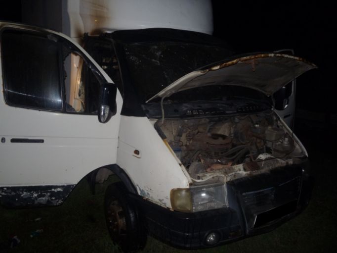 Владелец вспыхнувшей "ГАЗели" в Куркинском районе справился с огнём до приезда пожарных
