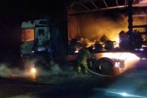В Тульской области на трассе М-4 выгорел грузовик .