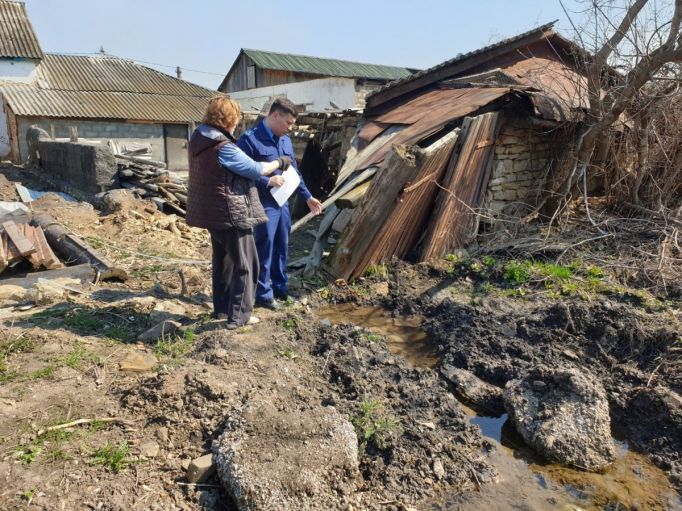 Прокуратура Плавского района проводит проверку по факту затопления земельного участка 