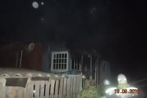 При пожаре в Липках сгорели две квартиры .