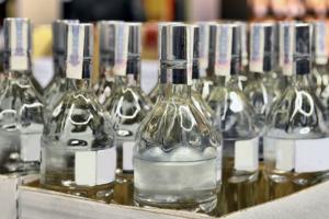 В регионе изъято 24 тысячи бутылок контрафактной продукции..