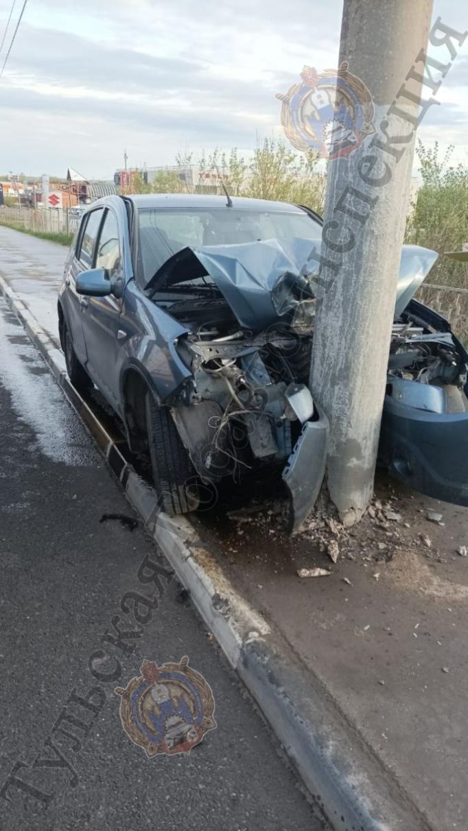 Пьяный водитель Renault госпитализирован после ДТП в Туле