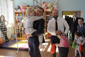 Губернатор Тульской области Алексей Дюмин пообещал детям из Головеньковского интерната универсальную спортплощадку.