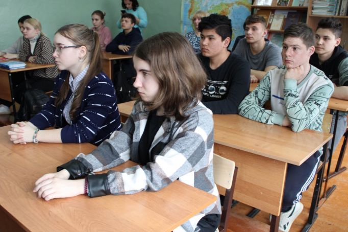 Тульские девятиклассники стали гораздо чаще готовиться к выпускным экзаменам с репетиторами