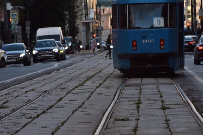 В Туле трамвай сошел с рельсов: пострадавших нет 